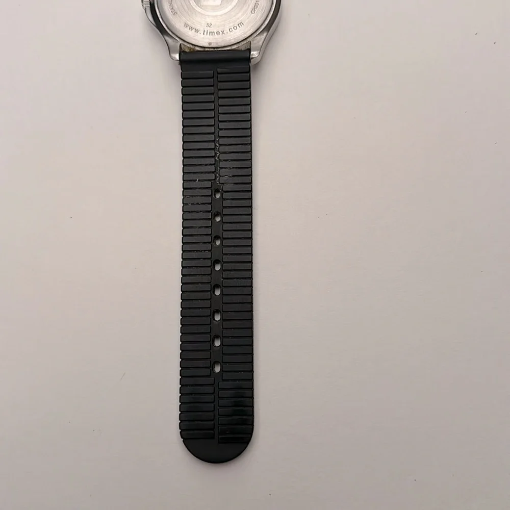 Timex Expedition 50m Water Resistance Black & Silver Men's Watch Rubber Strap - Picture 8 of 10
